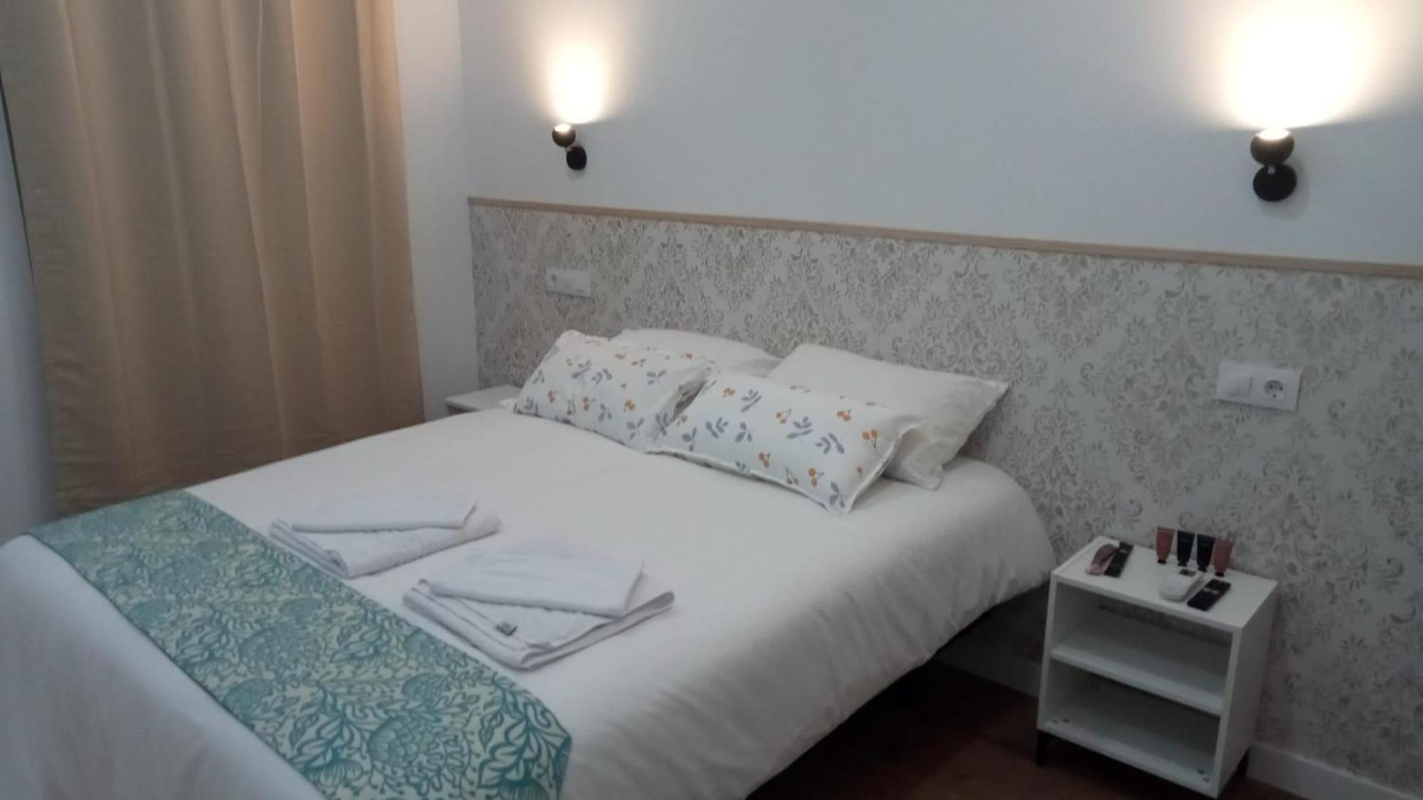 Sg Rooms Consuegra Kültér fotó