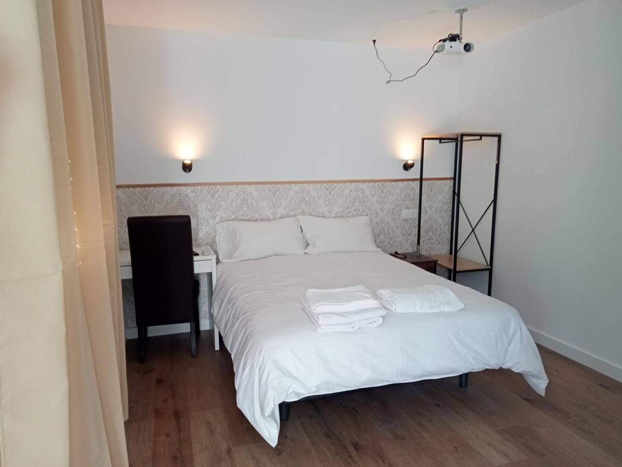 Sg Rooms Consuegra Kültér fotó